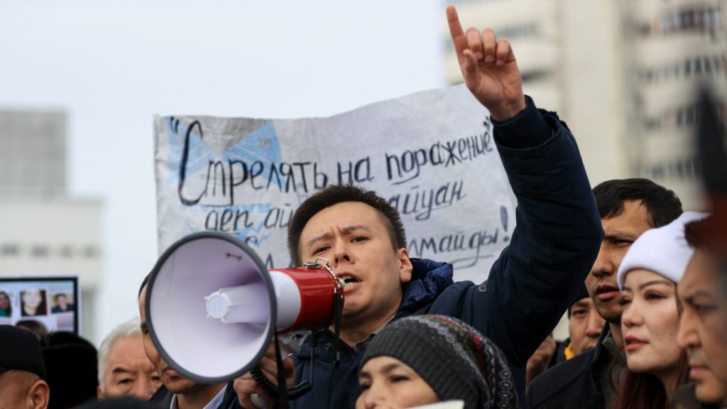 Kazajistán: condena condicional a un activista